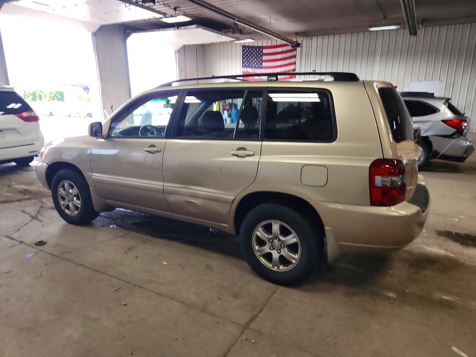 Photo 2 from auction – 2005 TOYOTA HIGHLANDER with VIN JTEEP21A350107826