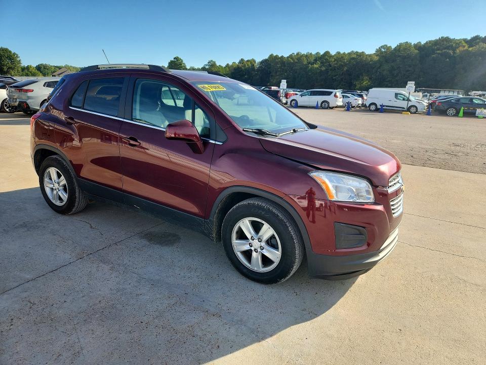 Photo 4 from auction – 2016 CHEVROLET TRAX with VIN 3GNCJLSB6GL121811
