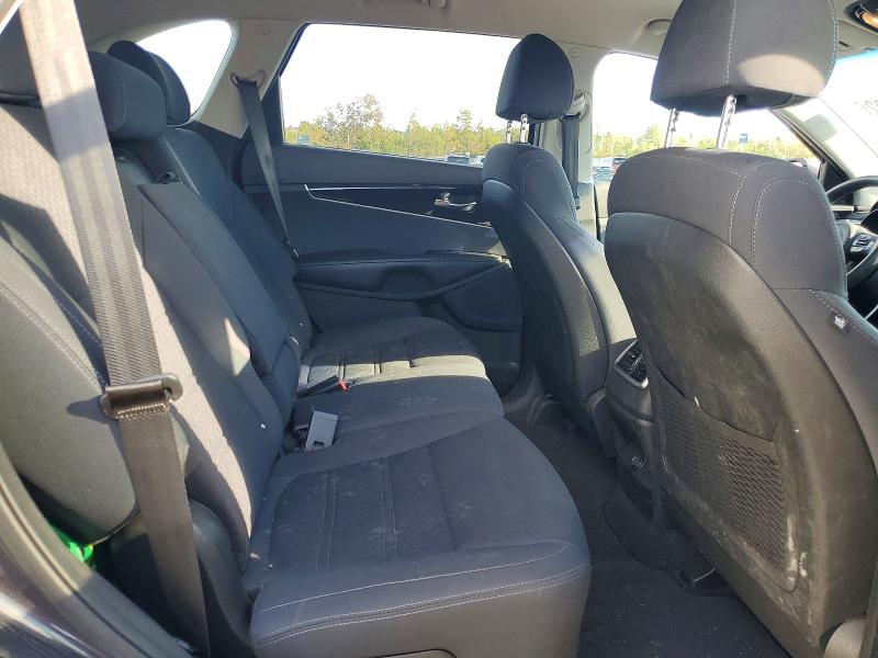 Photo 10 from auction – 2018 KIA SORENTO with VIN 5XYPGDA34JG428045