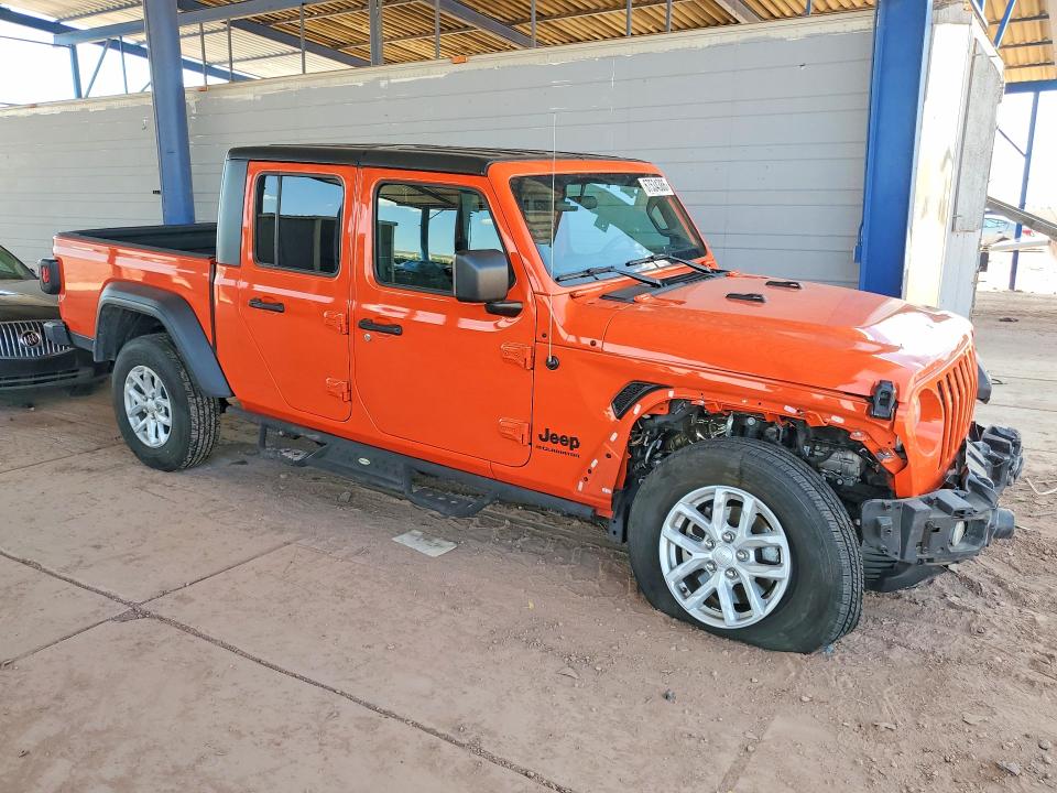 Photo 4 from auction – 2023 JEEP GLADIATOR with VIN 1C6HJTAG8PL593295