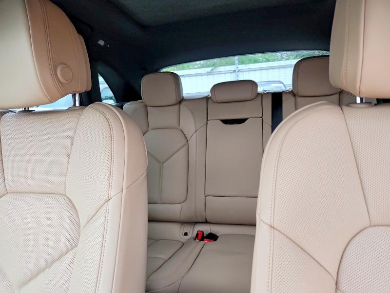 صورة رقم 10 من المزاد - 2026 PORSCHE MACAN مع VIN WP1AA2A5XTLB15326