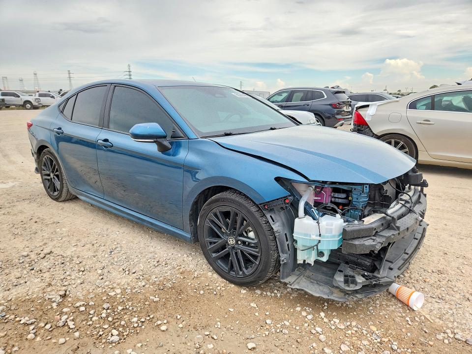 Photo 4 from auction – 2025 TOYOTA CAMRY with VIN 4T1DAACK1SU548663