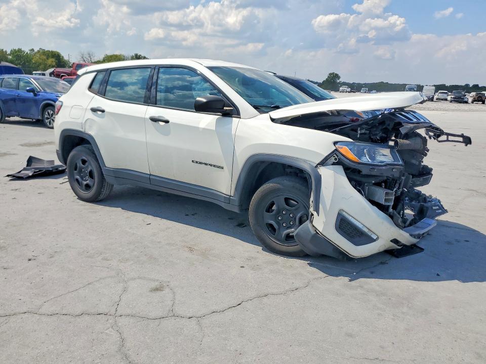Photo 4 from auction – 2020 JEEP COMPASS with VIN 3C4NJDAB0LT210115