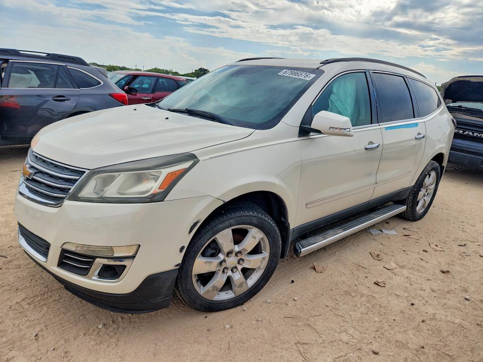 CHEVROLET TRAVERSE 2014 with VIN 1GNKRJKD0EJ111628 - Photo from auction