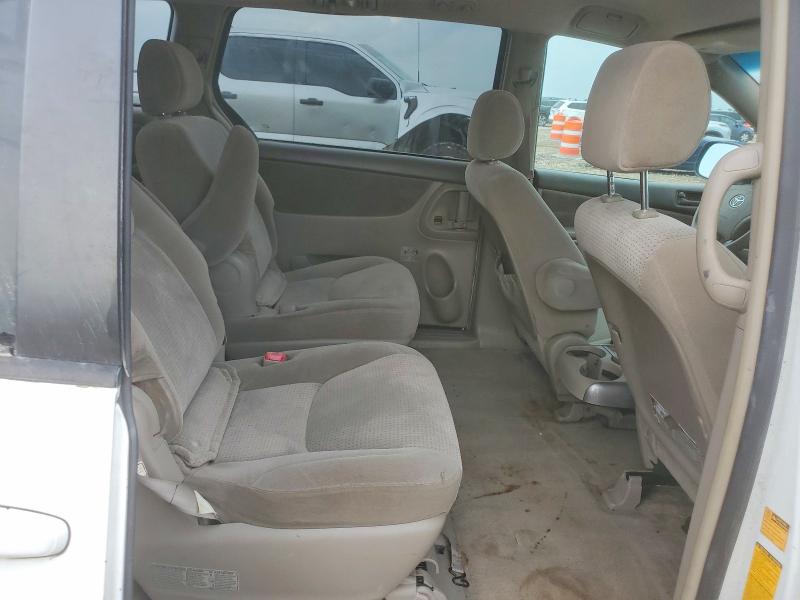 Photo 11 from auction – 2007 TOYOTA SIENNA with VIN 5TDZK23C57S084164