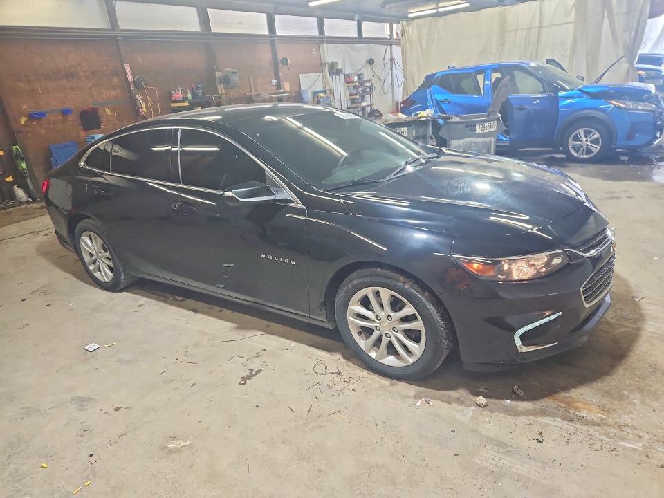 Photo 4 from auction – 2017 CHEVROLET MALIBU with VIN 1G1ZE5ST4HF200913