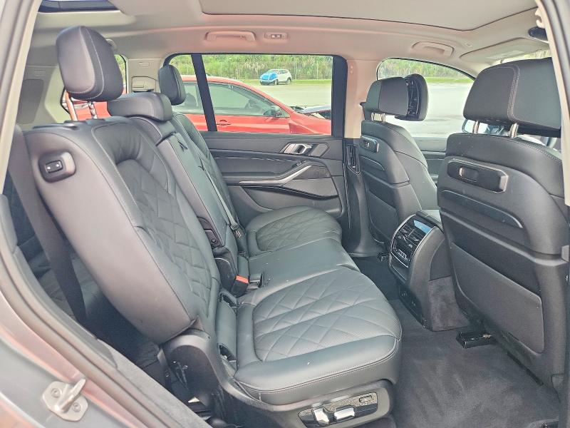 Photo 11 from auction – 2025 BMW X7 with VIN 5UX23EM07S9Y16546
