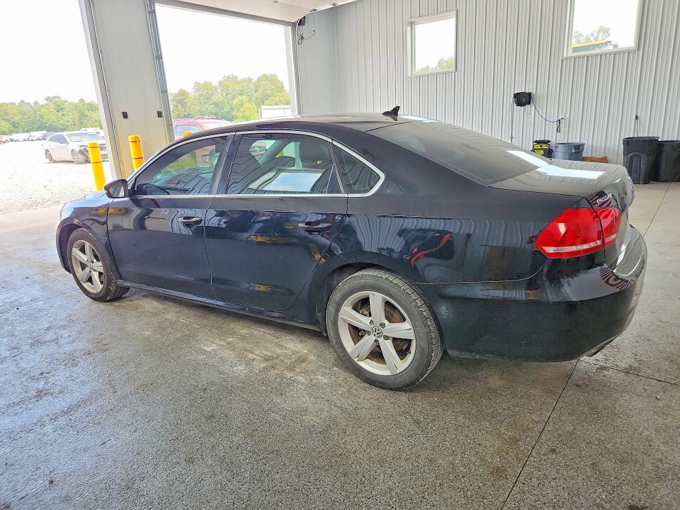 Photo 2 from auction – 2013 VOLKSWAGEN PASSAT with VIN 1VWBP7A31DC086832