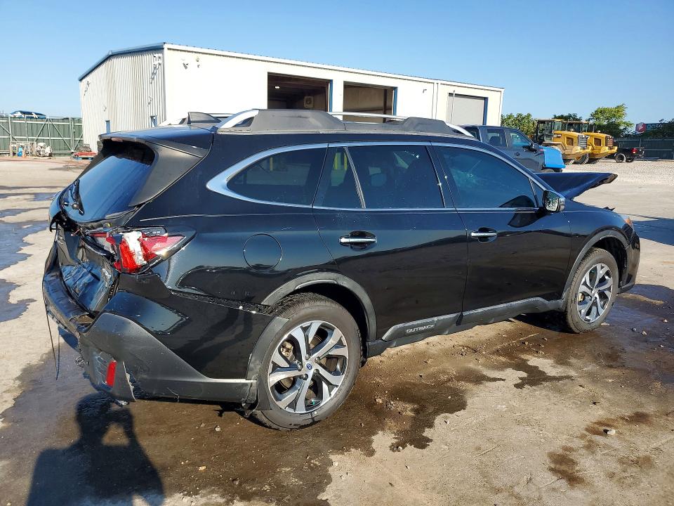 Photo 3 from auction – 2021 SUBARU OUTBACK with VIN 4S4BTAPC8M3197277