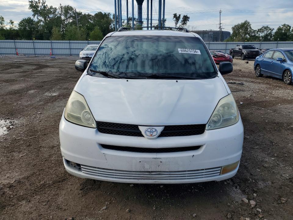 Photo 5 from auction – 2005 TOYOTA SIENNA with VIN 5TDBA23C55S046290