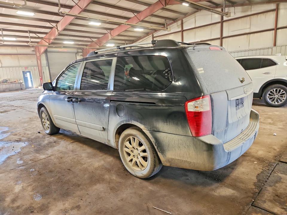 Photo 2 from auction – 2006 KIA SEDONA with VIN KNDMB233966029662
