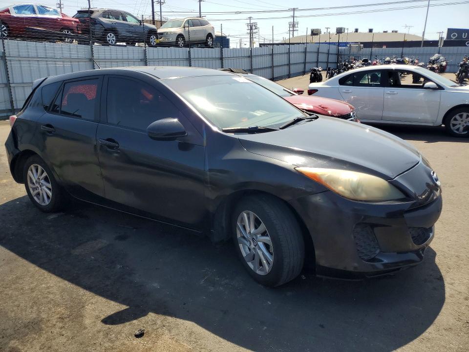Снимка 4 от търг – 2013 MAZDA 3 с VIN JM1BL1L85D1707540
