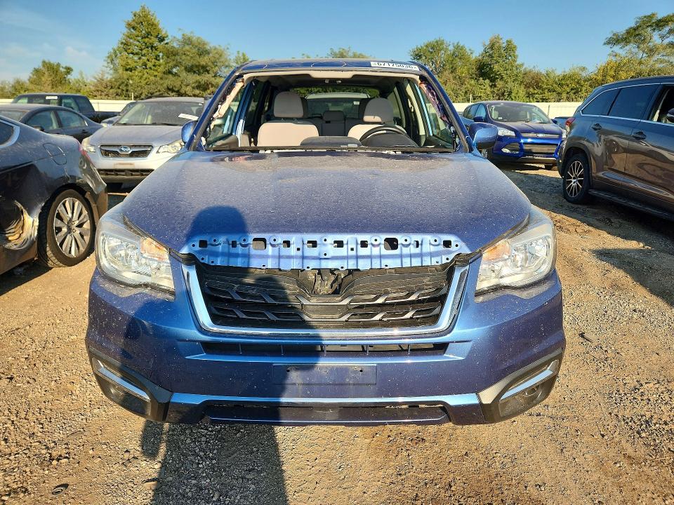 Photo 5 from auction – 2018 SUBARU FORESTER with VIN JF2SJAEC4JH438152