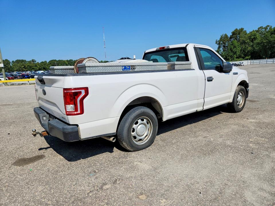 Photo 3 from auction – 2015 FORD F150 with VIN 1FTMF1C86FKD62001
