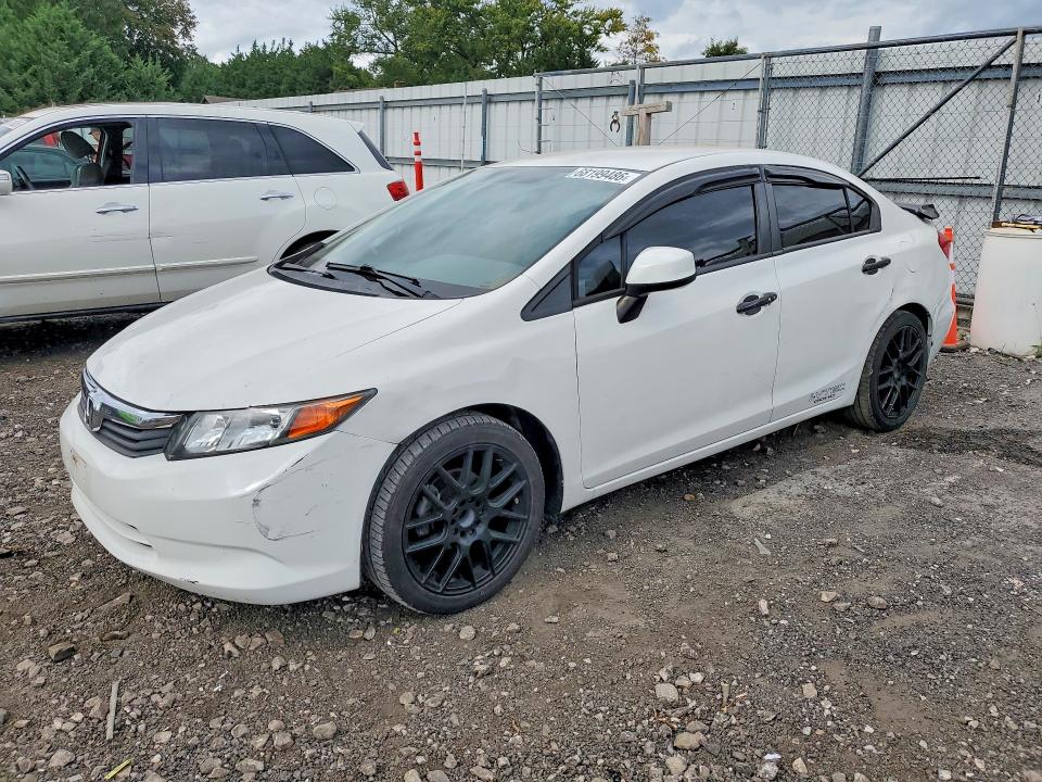 HONDA CIVIC 2012 с VIN 2HGFB2F54CH564206 - Снимка от търг