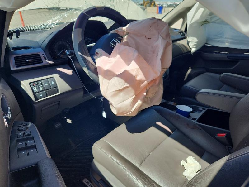 Photo 8 from auction – 2017 HONDA ODYSSEY with VIN 5FNRL5H66HB002076