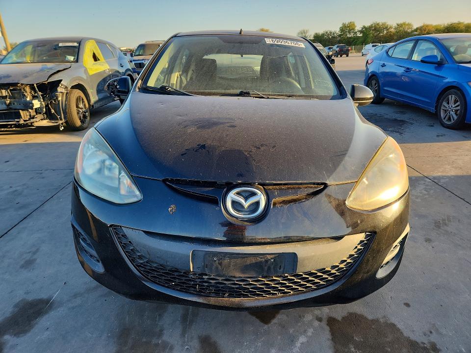Photo 5 from auction – 2013 MAZDA MAZDA2 with VIN JM1DE1KY9D0162937