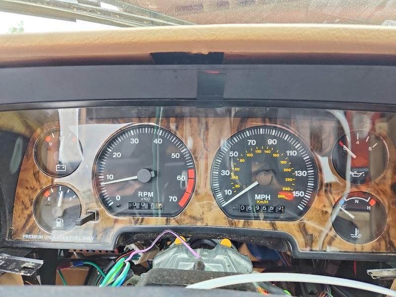 Photo 9 from auction – 1994 JAGUAR XJS with VIN SAJNX2742RC194646