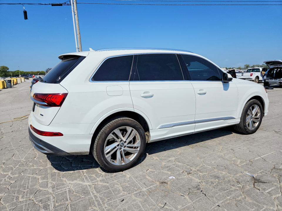 Photo 3 from auction – 2020 AUDI Q7 with VIN WA1AXAF78LD010177