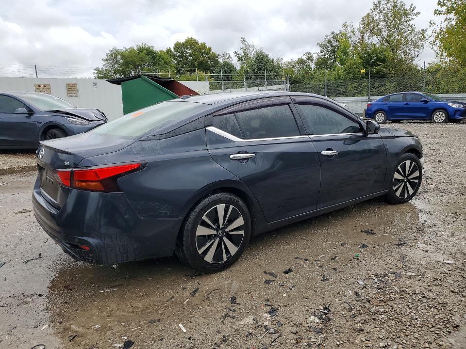 Снимка 3 от търг – 2019 NISSAN ALTIMA с VIN 1N4BL4EV8KC251903