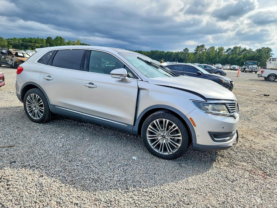 Снимка 4 от търг – 2016 LINCOLN MKX с VIN 2LMTJ8LR4GBL60402
