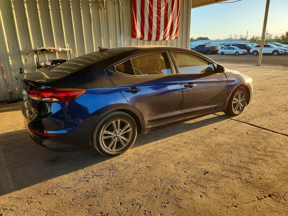 Photo 3 from auction – 2017 HYUNDAI ELANTRA with VIN 5NPD84LF4HH047130