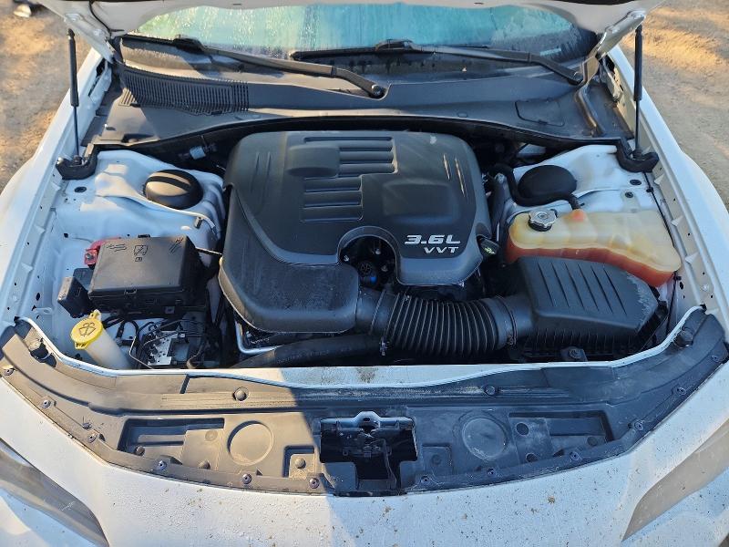 Снимка 11 от търг – 2022 CHRYSLER 300 с VIN 2C3CCABG6NH120879