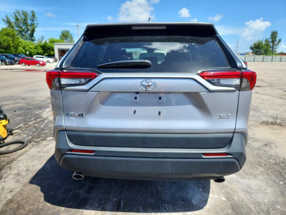 Photo 6 from auction – 2025 TOYOTA RAV4 with VIN 2T3W1RFV6SC329820