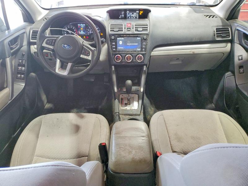 Снимка 8 от търг – 2017 SUBARU FORESTER с VIN JF2SJAGC5HH428656