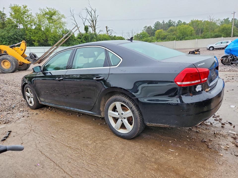 Photo 2 from auction – 2013 VOLKSWAGEN PASSAT with VIN 1VWBP7A37DC109501