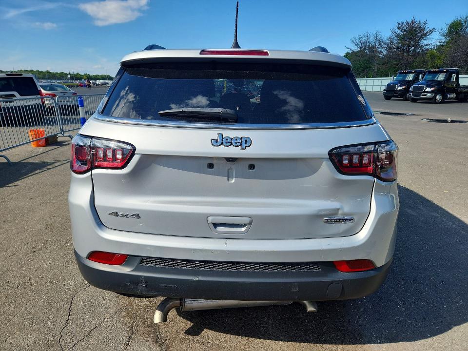 Photo 6 from auction – 2024 JEEP COMPASS with VIN 3C4NJDBN4RT113744
