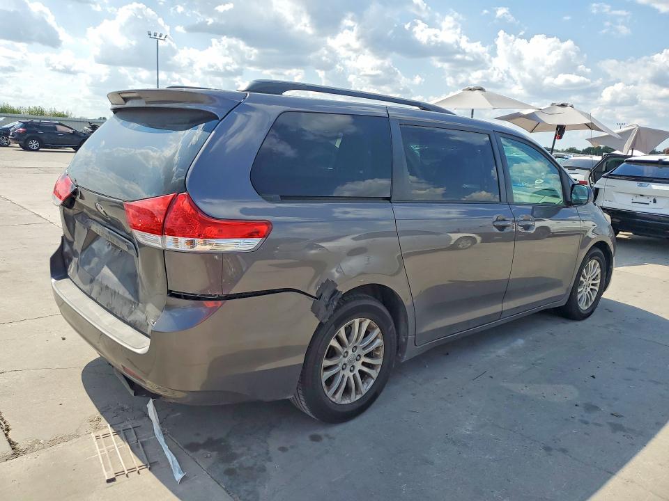 صورة رقم 3 من المزاد - 2012 TOYOTA SIENNA مع VIN 5TDYK3DC2CS202844