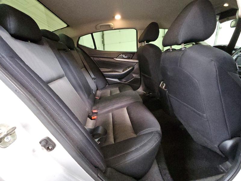 Photo 10 from auction – 2016 NISSAN MAXIMA with VIN 1N4AA6AP2GC904866