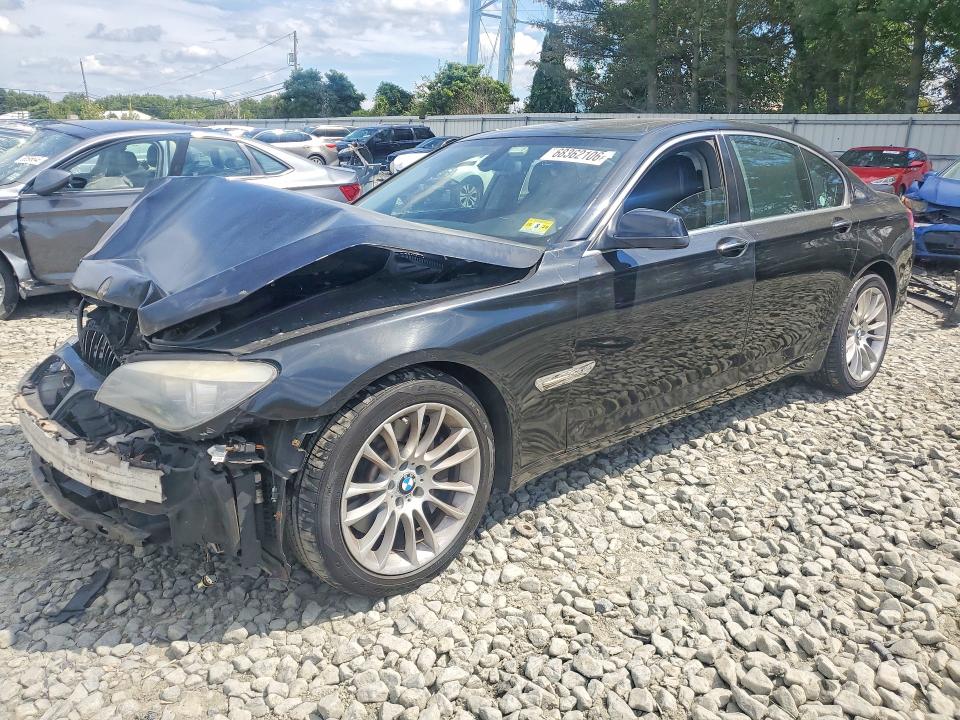 2010 BMW 750 - Търг №68362106