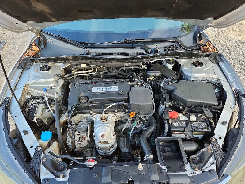 Photo 11 from auction – 2015 HONDA ACCORD with VIN 1HGCR2F35FA124351