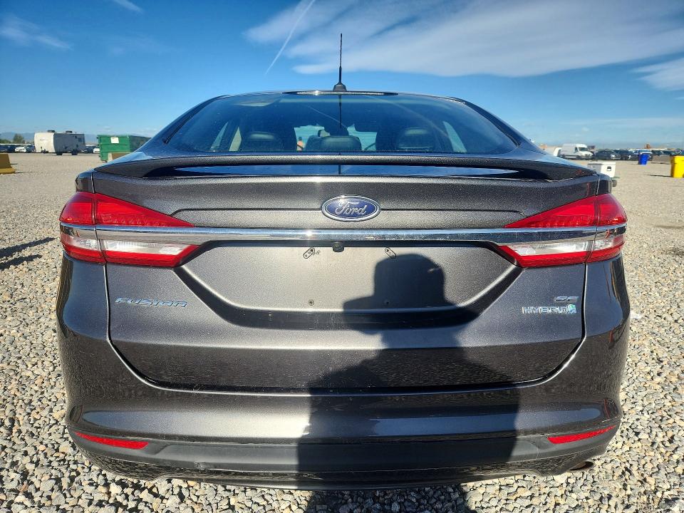Photo 6 from auction – 2017 FORD FUSION with VIN 3FA6P0LU1HR316240