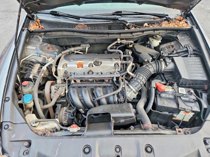 Photo 11 from auction – 2011 HONDA ACCORD with VIN 1HGCP2F42BA012048