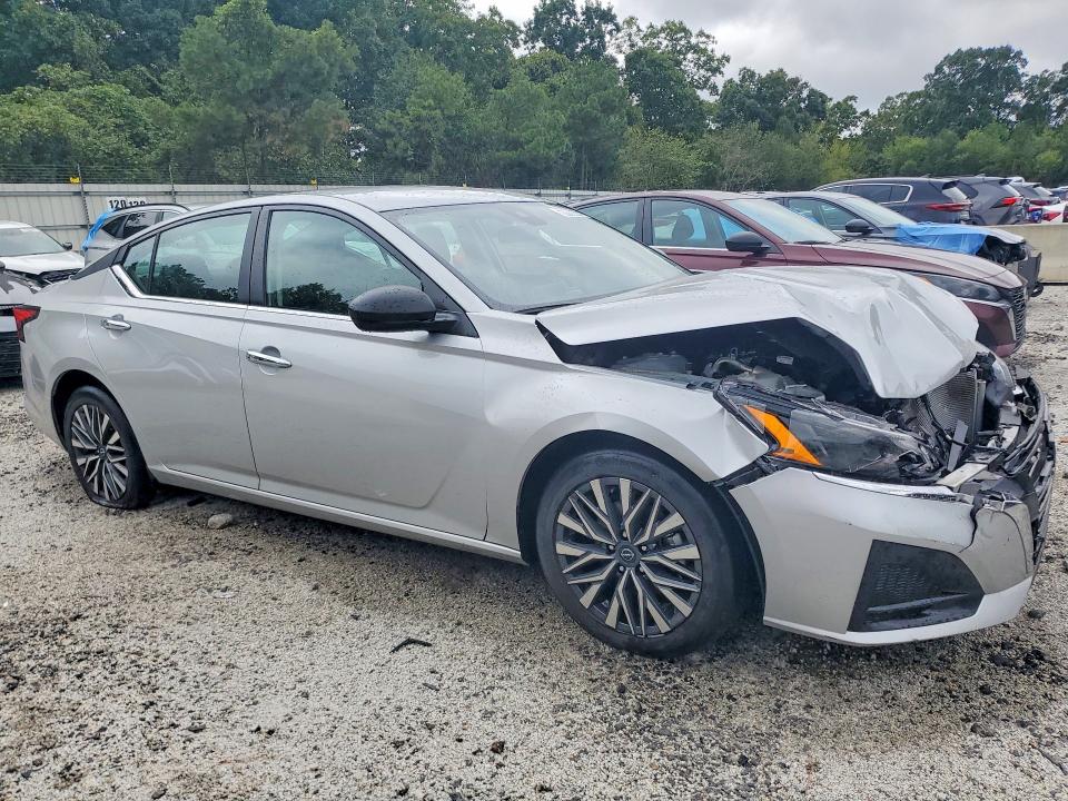 Photo 4 from auction – 2025 NISSAN ALTIMA with VIN 1N4BL4DV9SN365382