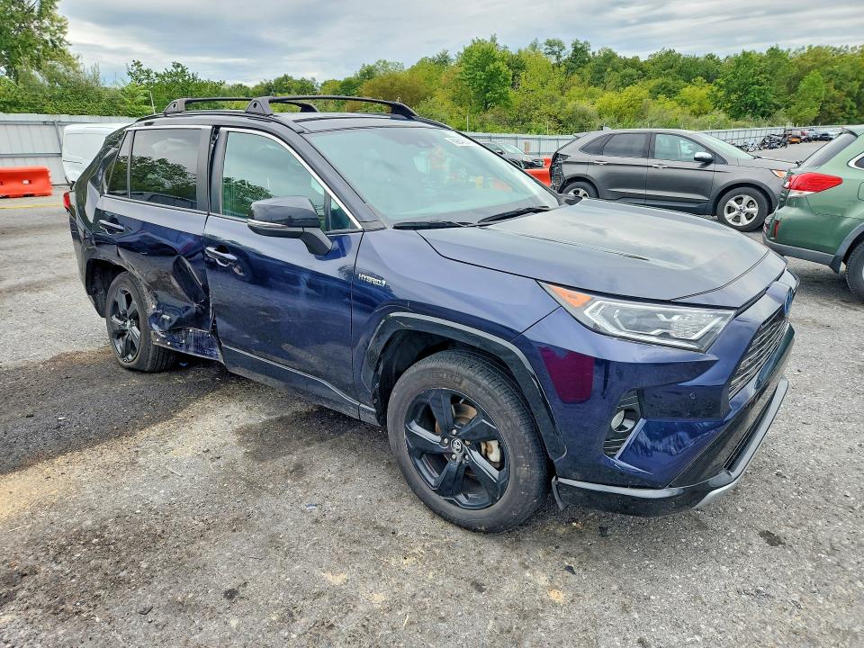 Photo 4 from auction – 2020 TOYOTA RAV4 with VIN 4T3EWRFV4LU005830