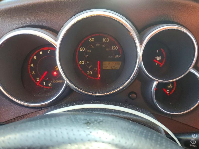 Foto 9 de la subasta – 2004 TOYOTA MATRIX con VIN 2T1KR32E14C255874