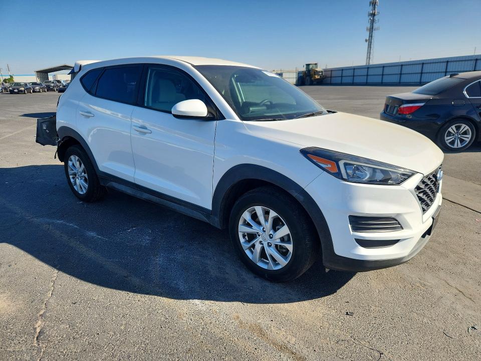Photo 4 from auction – 2020 HYUNDAI TUCSON with VIN KM8J23A42LU180348