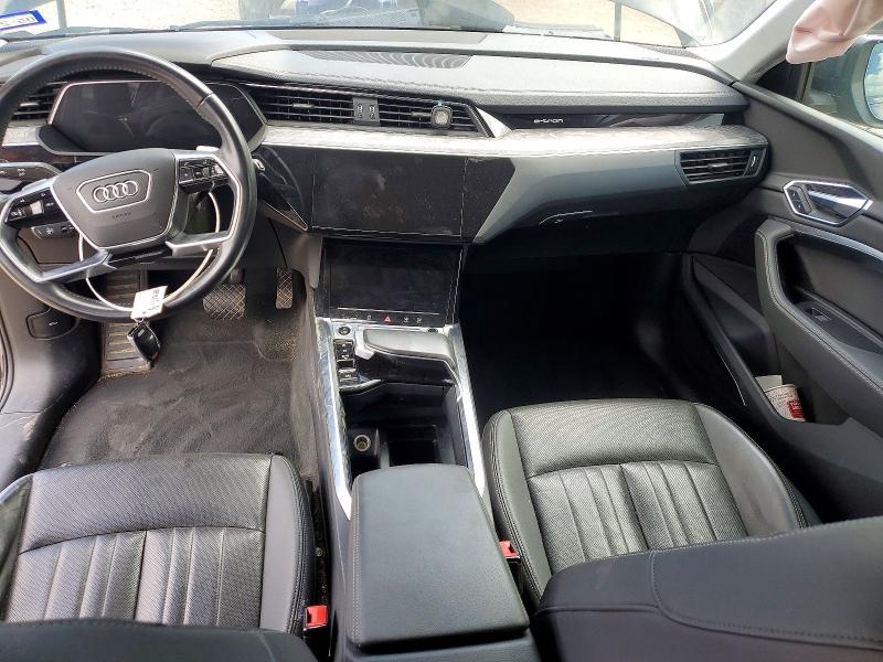 Фото 8 с аукциона – 2021 AUDI E-TRON с VIN WA1LABGE8MB020587
