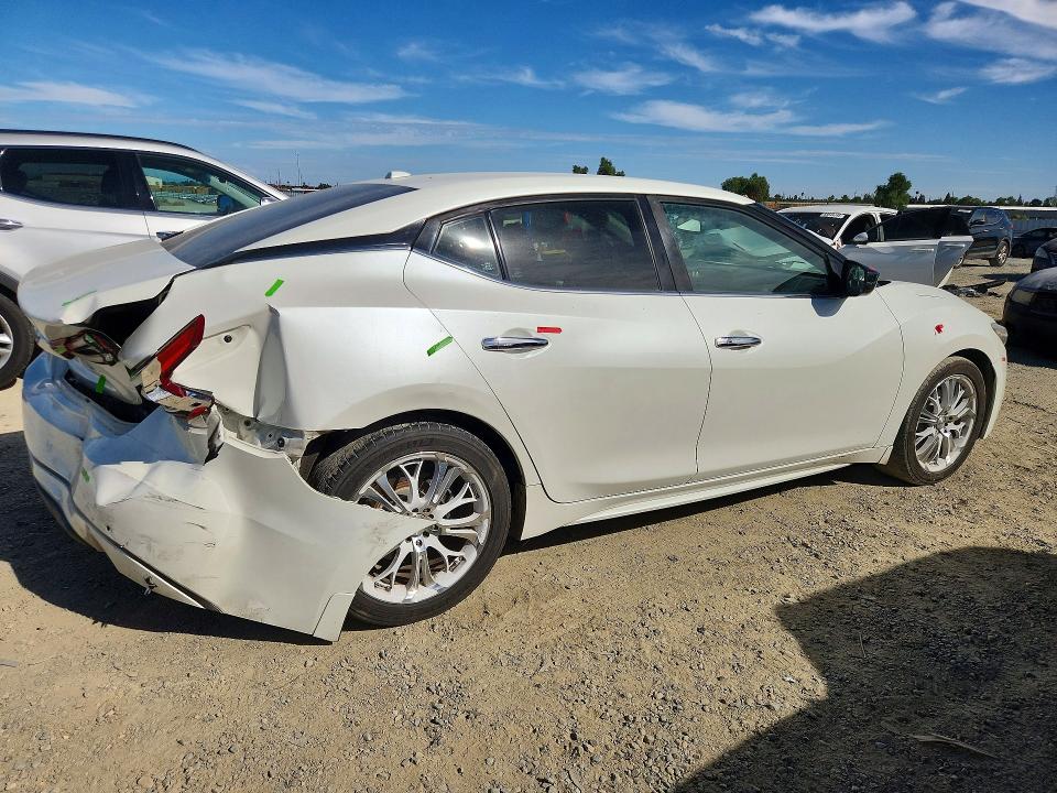 Фото 3 с аукциона – 2018 NISSAN MAXIMA с VIN 1N4AA6AP2JC391335