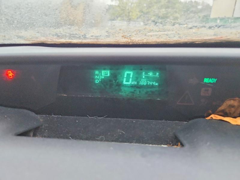 Photo 9 from auction – 2006 TOYOTA PRIUS with VIN JTDKB20U767535523