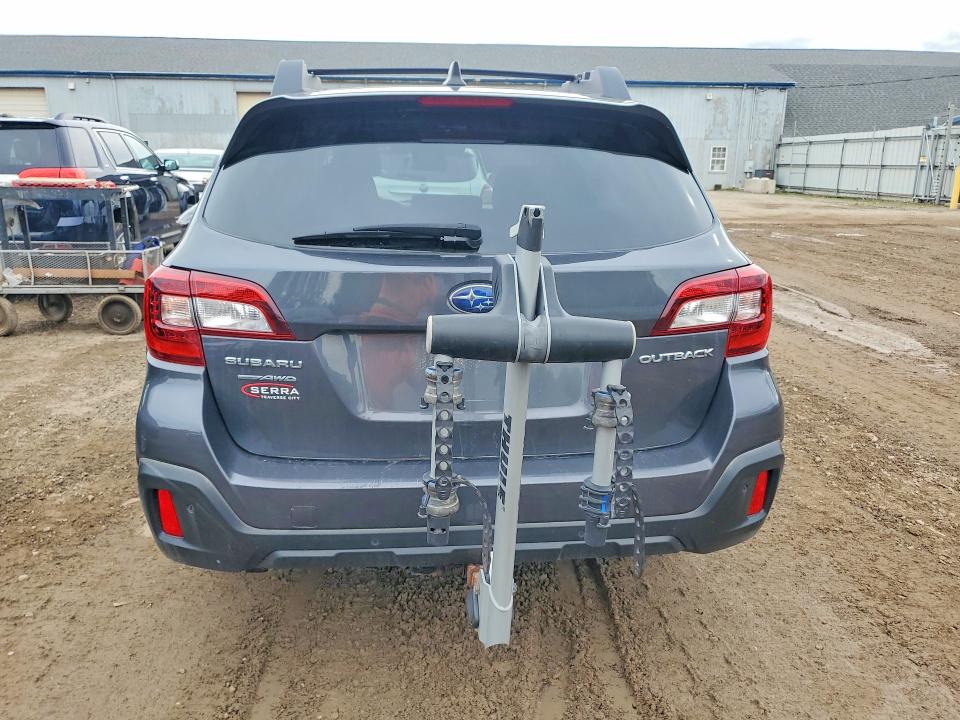 Photo 6 from auction – 2018 SUBARU OUTBACK with VIN 4S4BSANC1J3396320