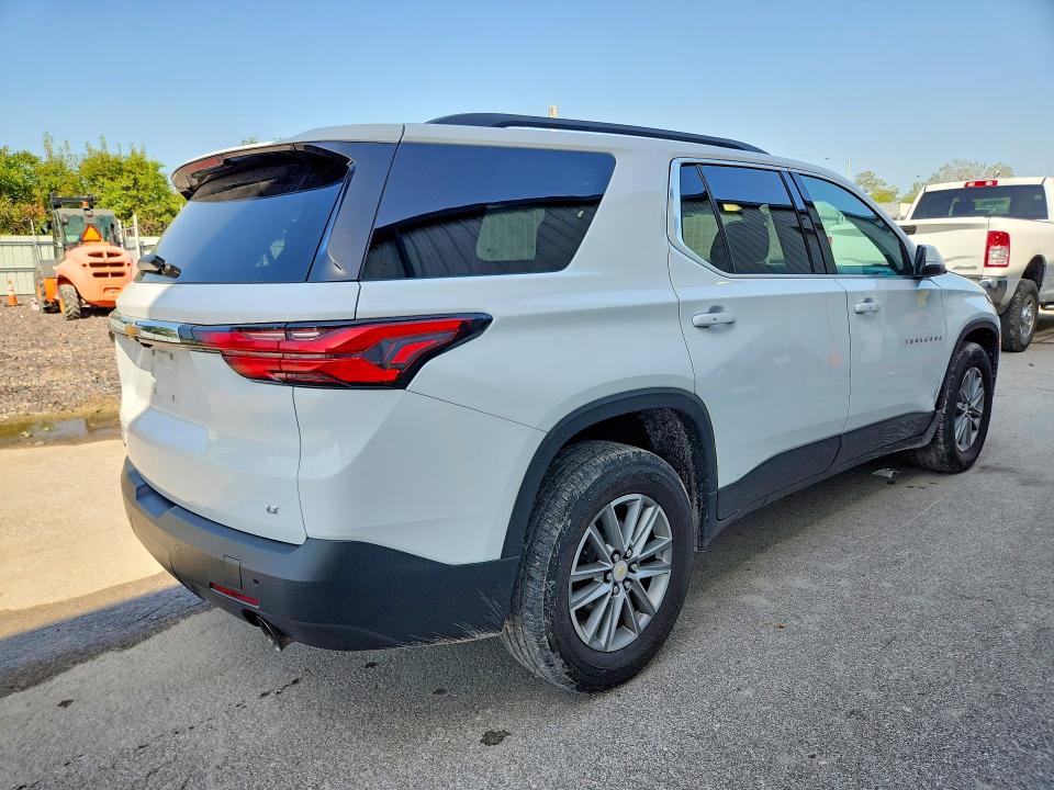 Photo 3 from auction – 2023 CHEVROLET TRAVERSE with VIN 1GNEVGKWXPJ156608