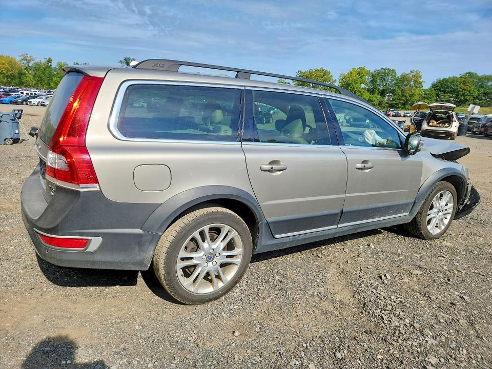 Photo 3 from auction – 2016 VOLVO XC70 with VIN YV4612NM6G1259916