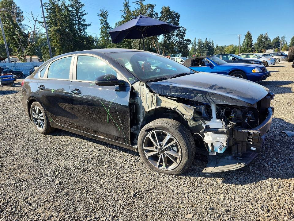 Photo 4 from auction – 2024 KIA FORTE with VIN 3KPF24AD0RE780051
