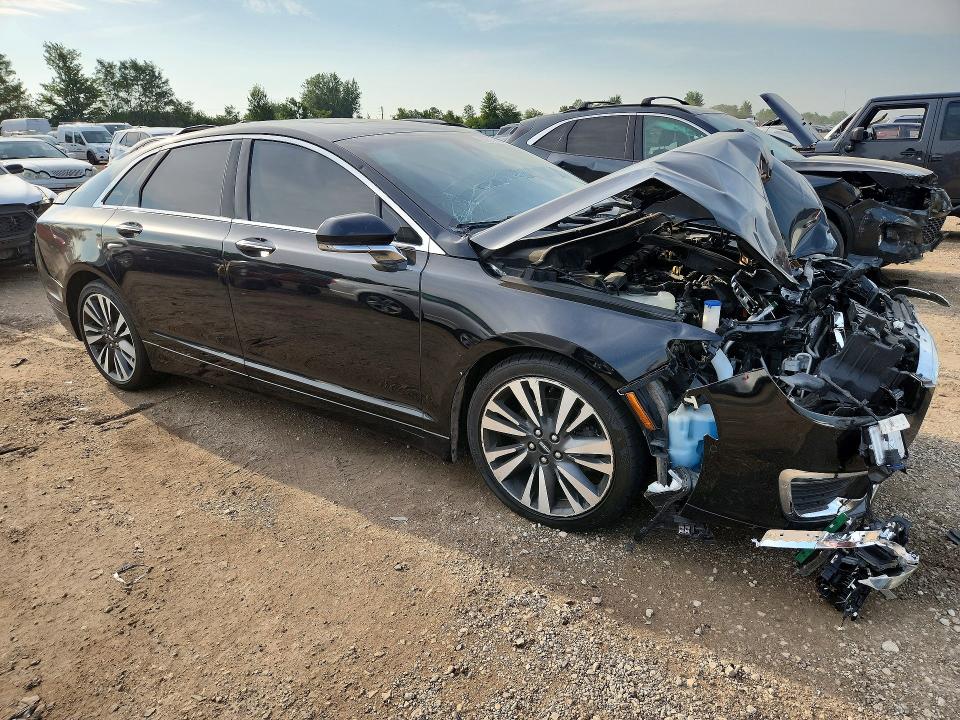 Photo 4 from auction – 2017 LINCOLN MKZ with VIN 3LN6L5F96HR610481