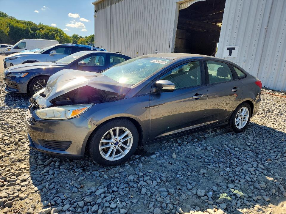 Photo 1 from auction – 2015 FORD FOCUS with VIN 1FADP3F22FL263207